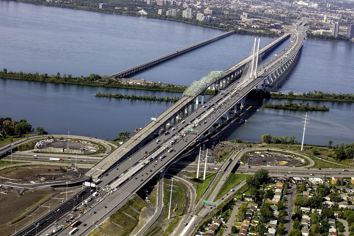 The original Champlain Bridge