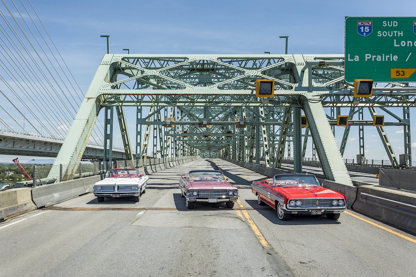 Three vintage cars from 1962 drove over the original Champlain Bridge one last time