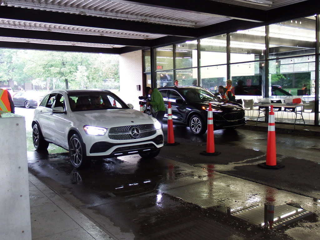 Rivets distributed to residents on Île des Soeurs