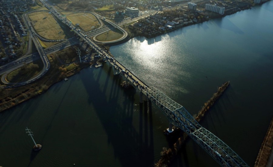 Signes inquiétants de dégradation sur le pont